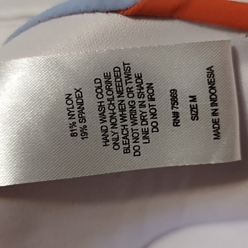 NWT Colorblock Bikini Top (M) - Picture 4 of 5